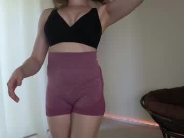 girl
        _tinatastic__ cam image #6653904