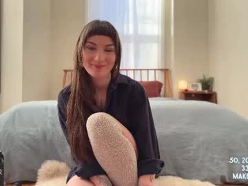 girl
        lazylittlething cam image #6166647