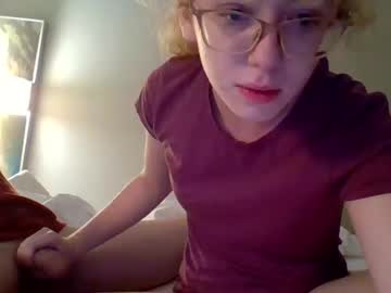 girl
        blonde_katie cam image #4529432