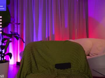 girl
        anniehillofficial_ cam image #2742321