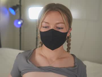girl
        blondehottiek cam image #5002314