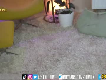 girl
        lexi_luv cam image #1872850