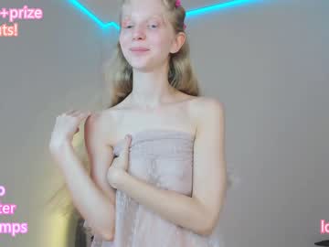 girl
        jenny_ames cam image #2418499