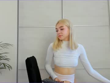 girl
        elizabeth__gray cam image #64376
