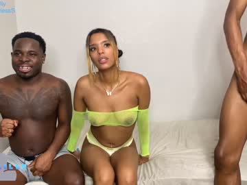 couple
        a_kingg cam image #4027032