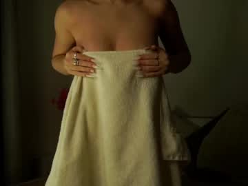 girl
        a_whole_eternity cam image #6116818