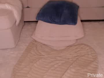 girl
        lucydalton cam image #4112731