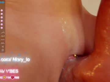 girl
        mery_lo cam image #389760