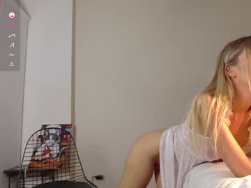 girl
        kriss0leoo cam image #5152171