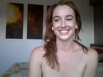 girl
        femmefatale14 cam image #3601356
