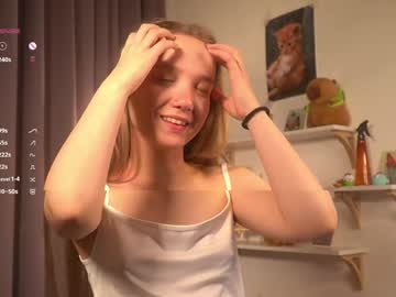 girl
        lyly_bambi cam image #6082049
