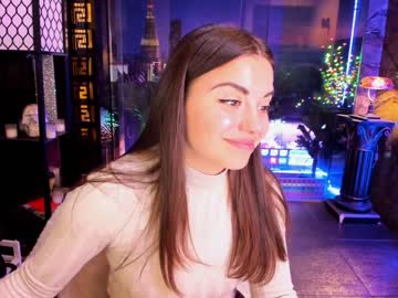 girl
        alma_pearl cam image #1020684