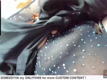 girl
        domixdyva cam image #4268987