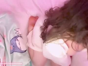 girl
        autumnvondoe cam image #903591