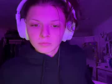 girl
        ultravioletts cam image #5651314