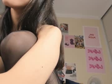 girl
        jamienyam cam image #4910309
