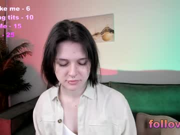 girl
        shine_vivi cam image #5315687