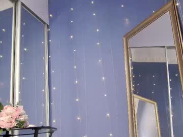 girl
        kriskras__ cam image #6911488