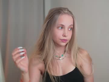 girl
        appr0ved cam image #3658497
