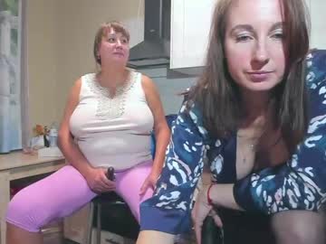 couple
        redcutevi cam image #36360