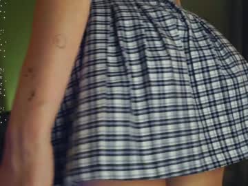 girl
        audreycarvin cam image #4931265