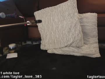 girl
        taylor_love_303 cam image #1847762