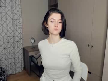 girl
        mias_energy cam image #3063873