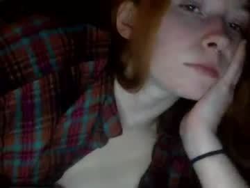girl
        robinblackly cam image #434553
