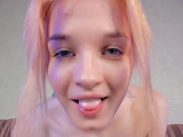 girl
        joanbravvo cam image #214165