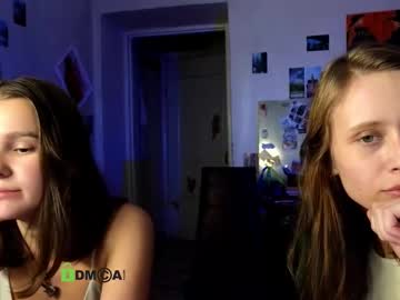 girl Cam Girls Masturbating With Dildos On Chaturbate with gigi_and_margo