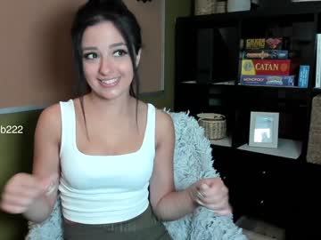 girl
        xvno cam image #2138648