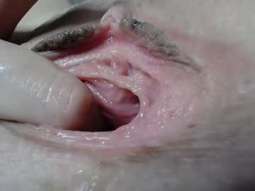 girl
        courtney_luv cam image #3513013
