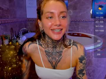 girl
        nickyneck cam image #899831
