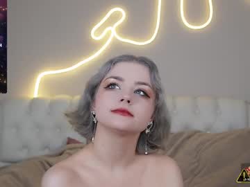 girl
        ashley_mills__ cam image #6106265