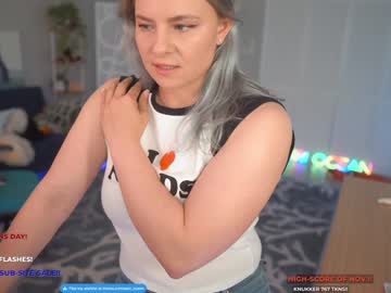 girl
        asiri_ocean cam image #5458172