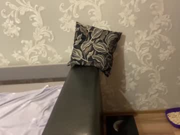 couple
        _krisvanessa_ cam image #3945523