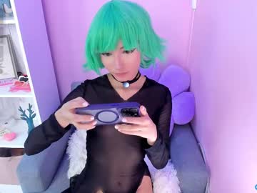 girl
        little_effy18_ cam image #6540834