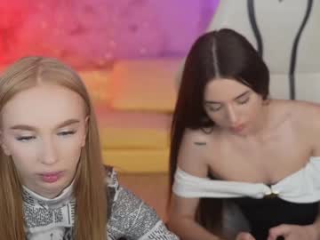 couple Cam Girls Masturbating With Dildos On Chaturbate with bright_diamonds_054