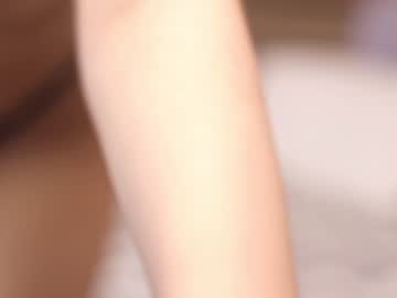 girl
        hinatabroks cam image #4401069