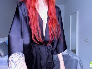 girl
        jennifer_ewans cam image #1868646
