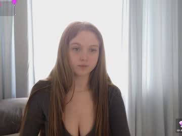 girl
        small_blondee cam image #6709355
