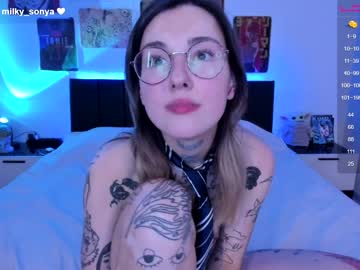 girl
        milky_cunt cam image #1042969