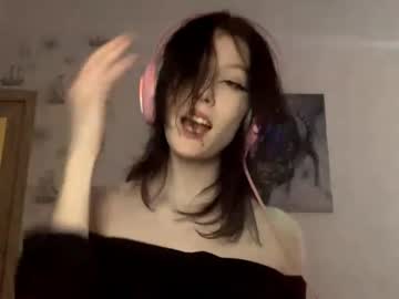 girl
        linettehamling cam image #6595449