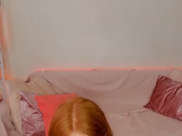 girl
        madeline_jackson cam image #2060622