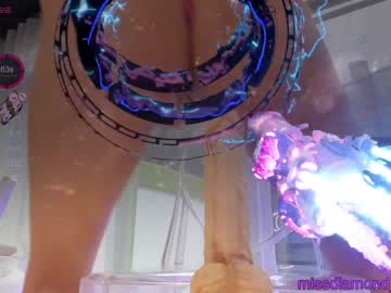 girl
        miss_diamond__ cam image #2823352