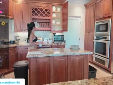 girl
        jiwon4u cam image #4630339
