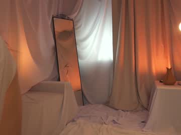 girl
        sunny_maria cam image #4931636