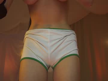 girl
        sunny_maria cam image #6490288