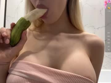 girl
        avroramy cam image #6690166