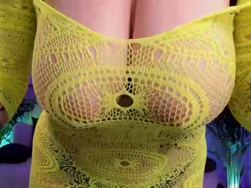 girl
        jessiccaburns cam image #2994430